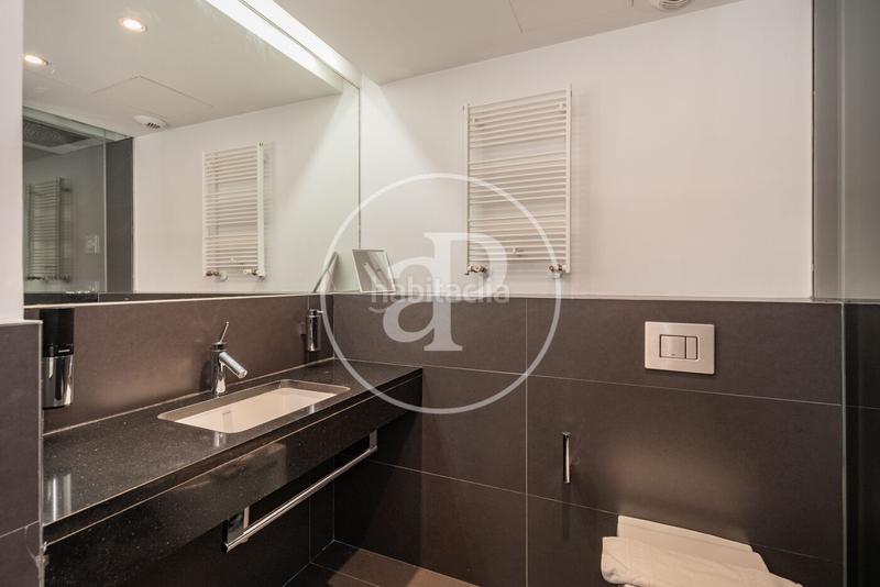 Foto bfa9ccf8-c7dc-4761-87e1-2a8f124c2d74. Rent flat with heating in Almagro Madrid