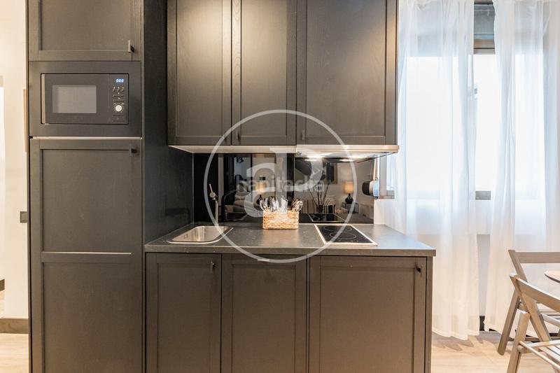 Foto d60da3ab-c620-4b3e-97ae-1f9cce600048. Piso  en venta en calle orellana en Justicia-Chueca Madrid
