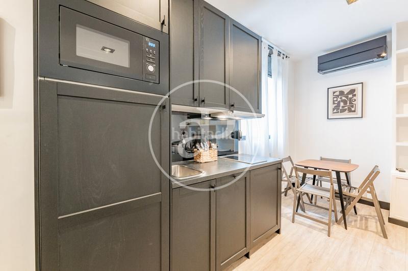 Foto ff0fd0fb-47aa-42aa-a1f6-f311e029464e. Piso  en venta en calle orellana en Justicia-Chueca Madrid