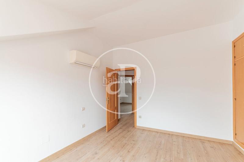 Foto 289ba3d4-cc57-454c-9793-945c2dd4006b. Alquiler ático  dúplex en alquiler en calle amor de dios en Madrid