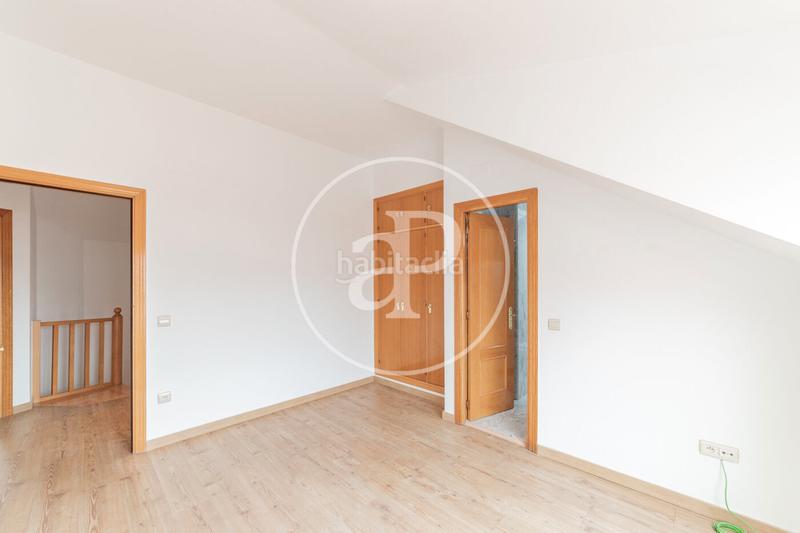 Foto 304c4a1c-1788-4515-a34d-aa6e6292b898. Alquiler ático  dúplex en alquiler en calle amor de dios en Madrid