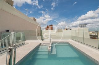 Miete Etagenwohnung in P.º del gral. martínez campos 19. Apartamento en alquiler en almagro con garaje