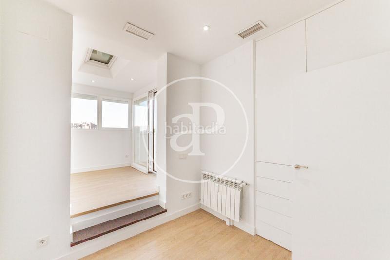 Foto 8a87bd2c-0bb3-4699-a7d3-a8a5455d551f. Alquiler piso atico en alquiler en Fuente del Berro en Madrid