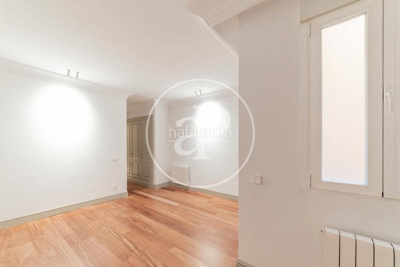 Foto f8213c0c-5780-4baf-b788-2e45e8448d74. Location appartement avec chauffage dans Castellana Madrid