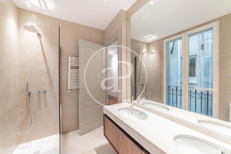 Foto ae3f25d0-6cb9-413a-982e-01118a352bed. Rent flat with heating in Castellana Madrid