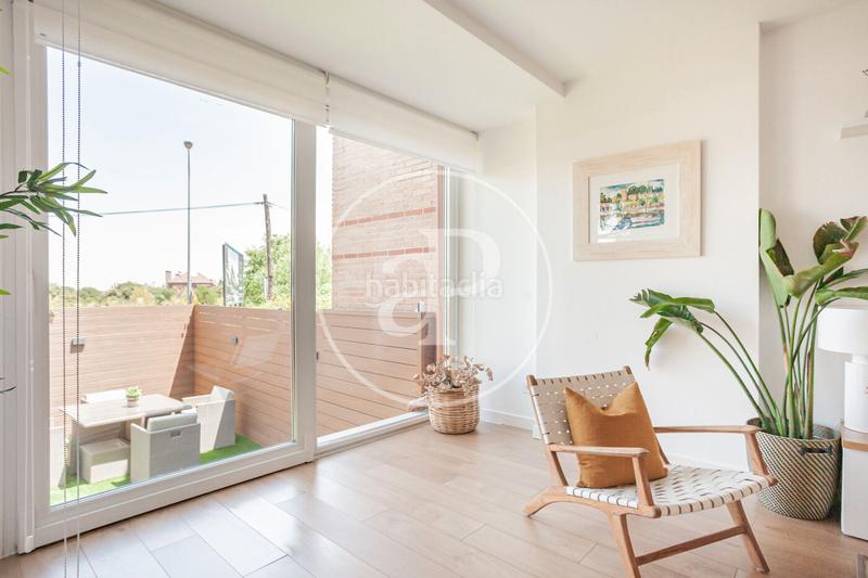 Foto 58ff0f18-2e64-4733-8129-c5431f371389. Casa adosada chalet en venta en monte del pilar en Majadahonda