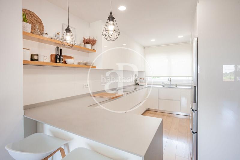 Foto bab24692-bf38-4391-b1be-4f458676fcbf. Casa adosada chalet en venta en monte del pilar en Majadahonda