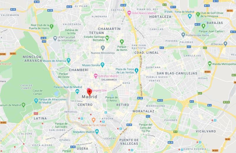 Foto 7d294317-fdb7-42a7-8db6-4cdc2ed832e9. Rent flat with heating parking pool in Virgen del Cortijo-Manoteras Madrid