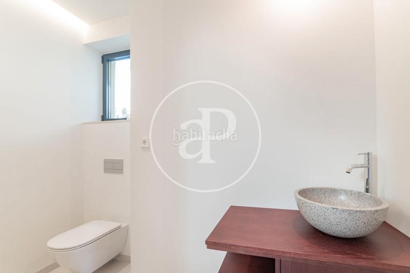 Foto 5d2b3bbe-c84c-4cd1-9118-2855c0dfde3b. Casa con riscaldamento parcheggio piscina in Las Lomas Boadilla del Monte