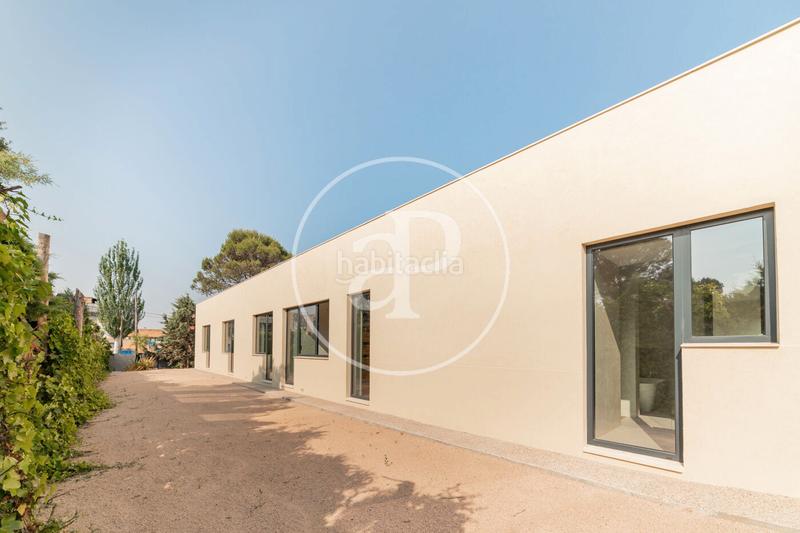Foto b68a0018-45fc-4631-86f5-6691f2eb96cd. Casa con riscaldamento parcheggio piscina in Las Lomas Boadilla del Monte