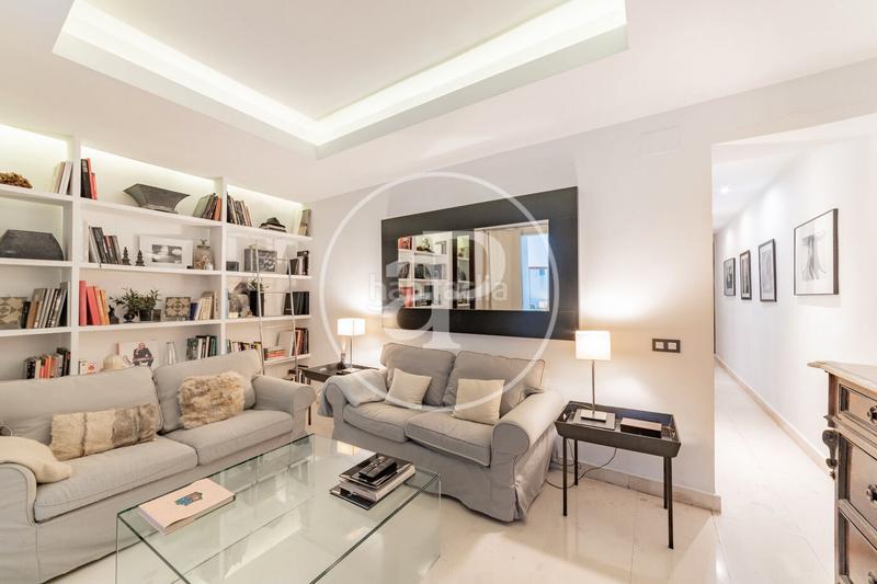 Foto d3da4b87-6483-4157-a4e9-43a6760c02d2. Piso  en venta en Almagro en Almagro Madrid