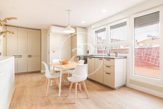 Location Appartement  C. de alonso cano. Ático en alquiler en ponzano