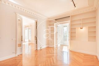 Flat in Calle de O'Donnell