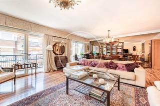 Appartamento  C. de pechuán. Piso con terraza, garajes y trastero junto al auditorio nacional