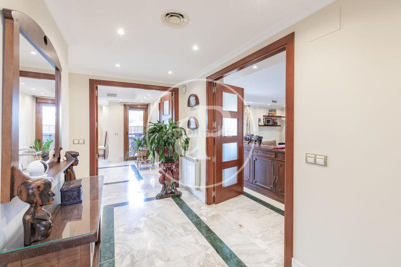 Foto 0d19df89-23b2-4a06-a2ae-63e6b782dcde. Haus mit heizung parking pool in Somosaguas Pozuelo de Alarcón