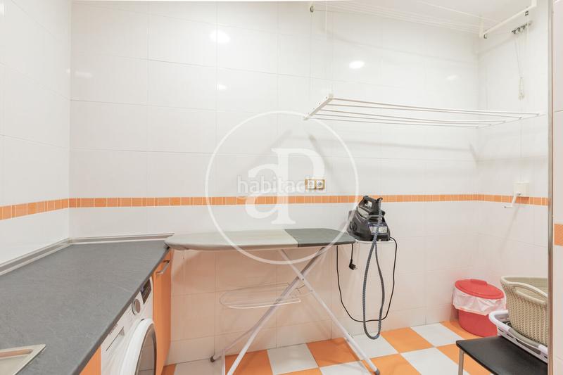 Foto 251cdd6e-55ad-40b1-b97e-f4e239a25fe9. Haus mit heizung parking pool in Somosaguas Pozuelo de Alarcón