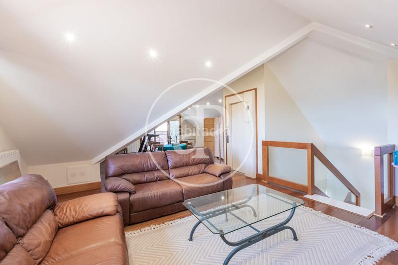 Foto 389815c4-fe0c-4f51-b7b1-4caf66f6d321. Haus mit heizung parking pool in Somosaguas Pozuelo de Alarcón