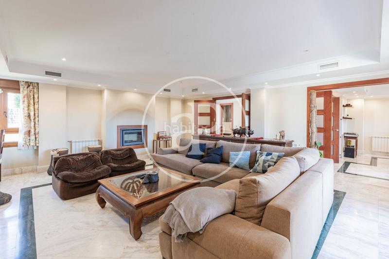 Foto 598f3195-ba4a-4806-8151-ba2697c9a957. Haus mit heizung parking pool in Somosaguas Pozuelo de Alarcón