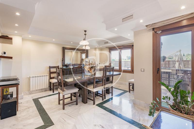 Foto 61be52e2-be92-48c8-beff-82a8268eb17a. Haus mit heizung parking pool in Somosaguas Pozuelo de Alarcón