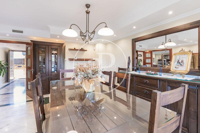 Foto 7c7825ac-dc56-477b-b7de-174f5feca548. Haus mit heizung parking pool in Somosaguas Pozuelo de Alarcón