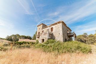Casa en Colonia. Casa en venta en torrelodones