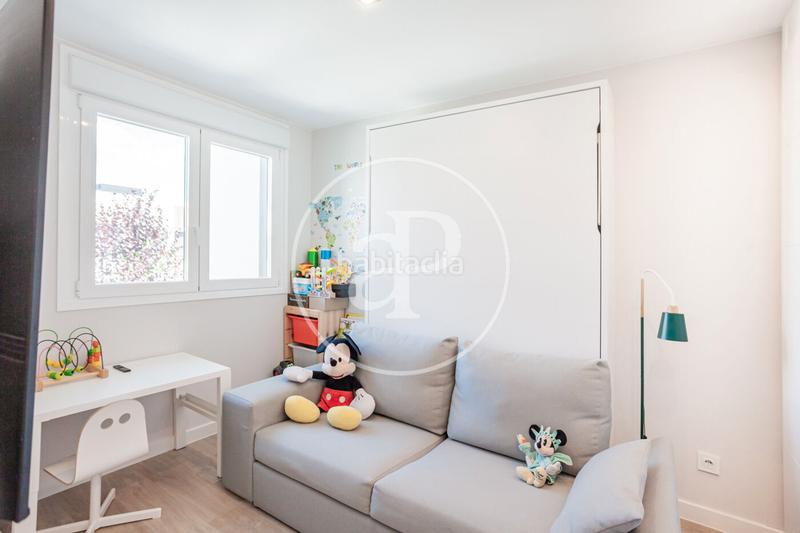 Foto c05bac54-5477-4d87-aa96-0b3bedf57e21. Rent semi detached house with heating parking pool in Boadilla del Monte
