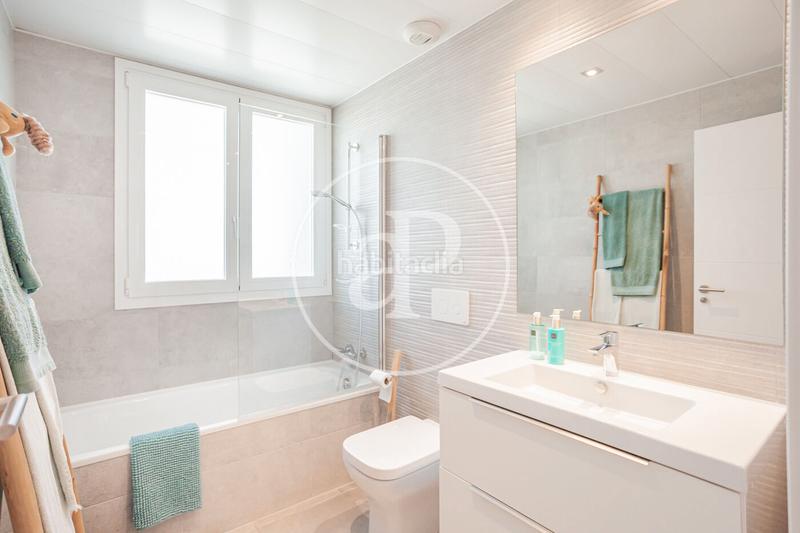 Foto e4d645ab-478f-4b96-82e3-a819515b03c3. Rent semi detached house with heating parking pool in Boadilla del Monte