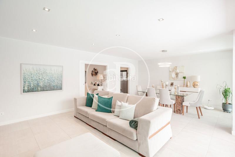 Foto f638c825-15c2-443b-9392-fd2feb1e8bfc. Rent semi detached house with heating parking pool in Boadilla del Monte