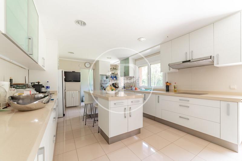 Foto db826b5c-8490-440a-8e03-50084fa51ee9. Casa con riscaldamento parcheggio piscina in Ciudalcampo