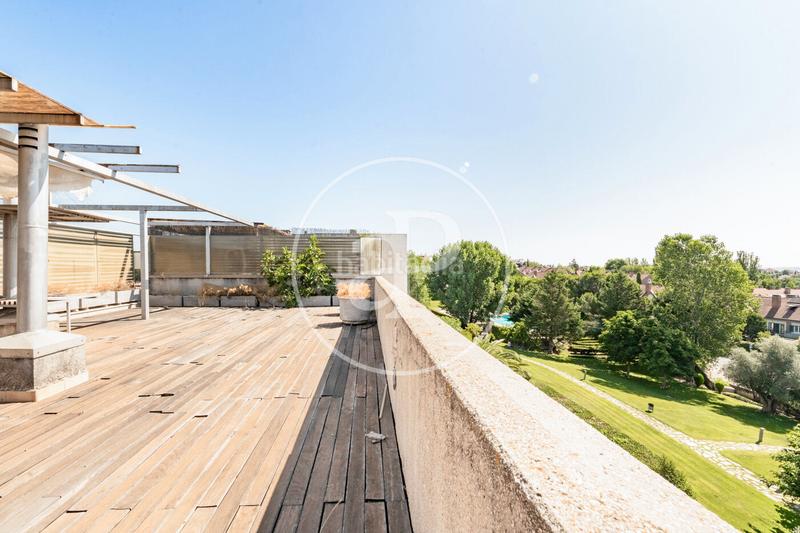 Foto 367b3ae9-541e-40f4-b6f8-cff7417d886d. Dachwohnung mit heizung parking pool in Encinar de los Reyes La Moraleja