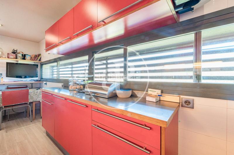 Foto 64de4586-7bd9-46ee-8f0b-2486f92bff95. Dachwohnung mit heizung parking pool in Encinar de los Reyes La Moraleja