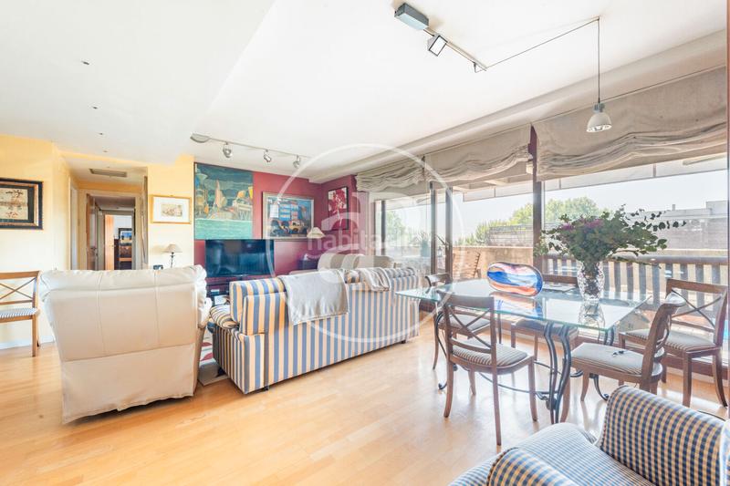 Foto 87e6b682-0541-469d-994e-66af5f2a0c70. Dachwohnung mit heizung parking pool in Encinar de los Reyes La Moraleja