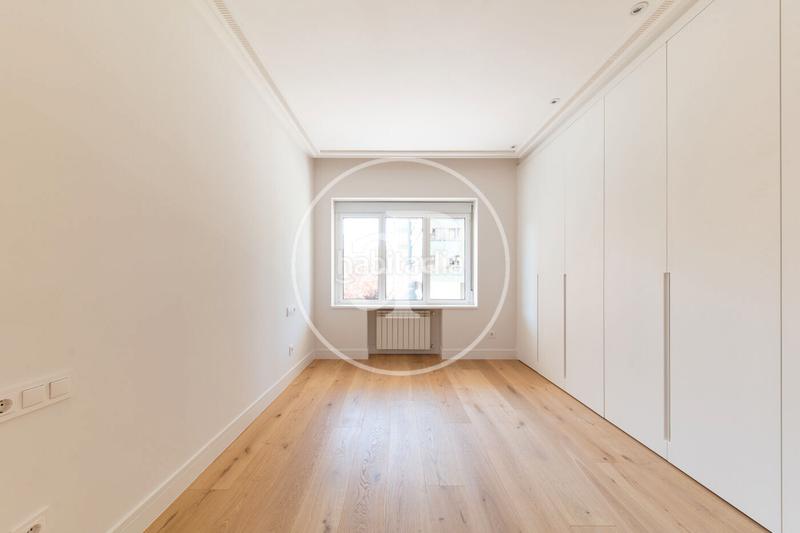 Foto 170ca008-0052-44bb-aae2-c921c45e2fa0. Pis amb calefacció a Niño Jesús Madrid