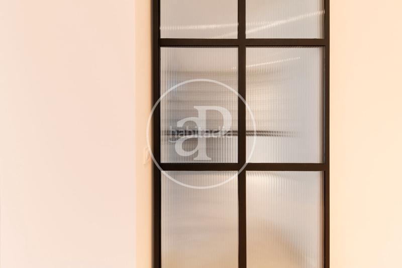 Foto 66618778-debf-44f8-a93a-a12090048656. Pis amb calefacció a Niño Jesús Madrid