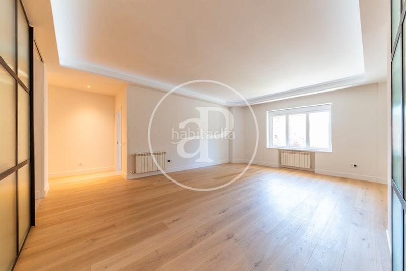 Foto 8c304976-8b5e-449b-85a2-2f4f688d39c7. Pis amb calefacció a Niño Jesús Madrid