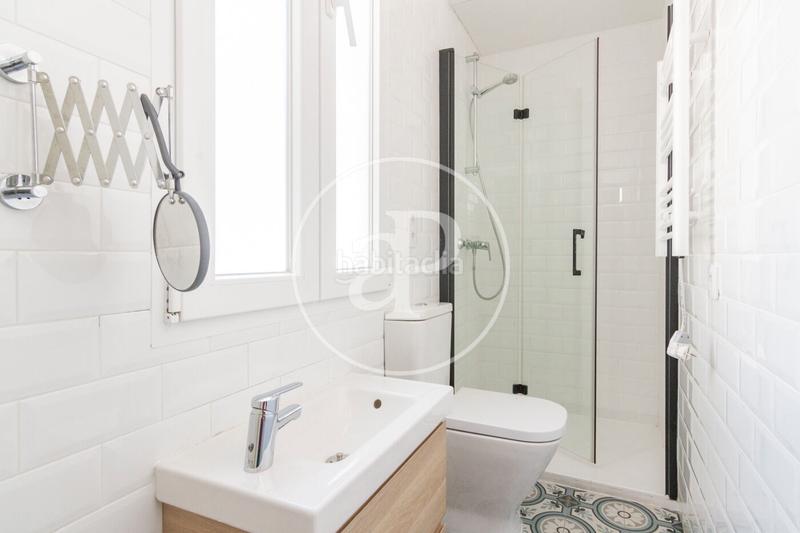 Foto 28ac0551-0d66-46bd-9a02-e54fb92b35d4. Affitto duplex con riscaldamento in Embajadores-Lavapiés Madrid