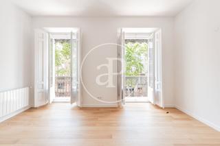 Piso  C. de atocha. Piso a la venta en huertas