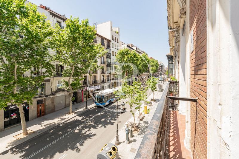 Foto 6ce0efb3-181d-4e2b-94bc-512ccd7a62d8. Appartamento con riscaldamento in Cortes-Huertas Madrid