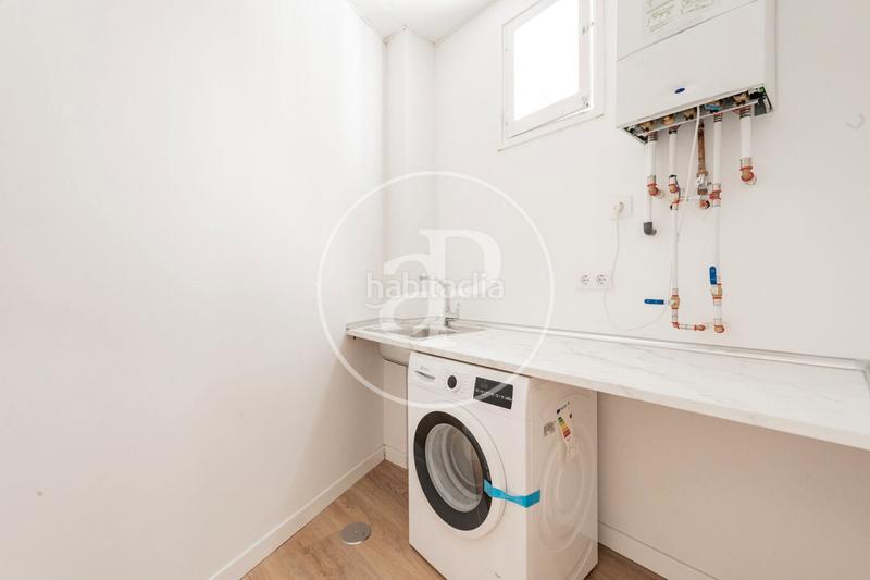 Foto 8fdd2d9c-9bc0-4f3a-acb0-3393d679e949. Appartamento con riscaldamento in Cortes-Huertas Madrid