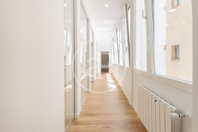 Foto a81c9046-611b-4c67-aed4-0db53e8ba0eb. Appartamento con riscaldamento in Cortes-Huertas Madrid