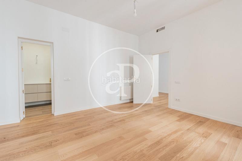 Foto cbdbdaa9-79bc-4b81-8dd8-f00ebb8346ae. Appartamento con riscaldamento in Cortes-Huertas Madrid