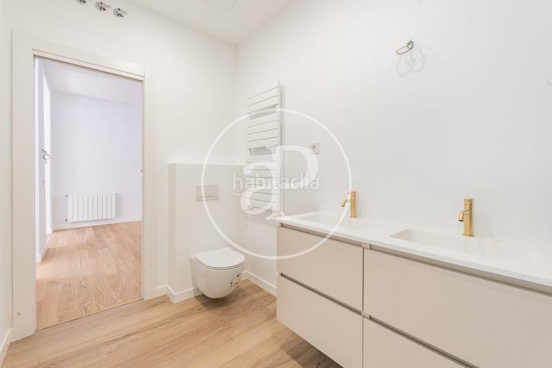 Foto cf9ac463-c27b-4ffa-aae6-b98f1e684c00. Appartamento con riscaldamento in Cortes-Huertas Madrid