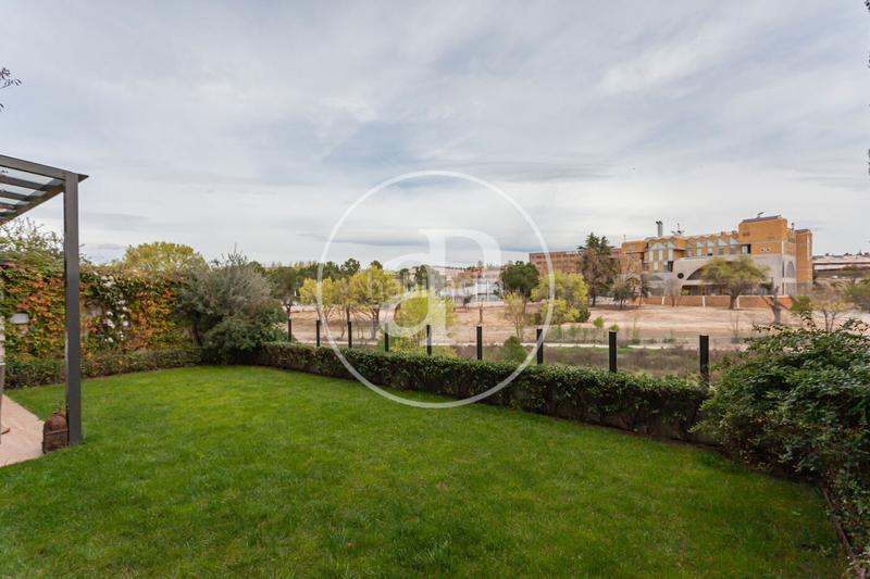 Foto 709fb4c7-1195-4f1e-bd33-ca23d550cb36. Piso  en venta en el Encinar de los Reyes. en La Moraleja