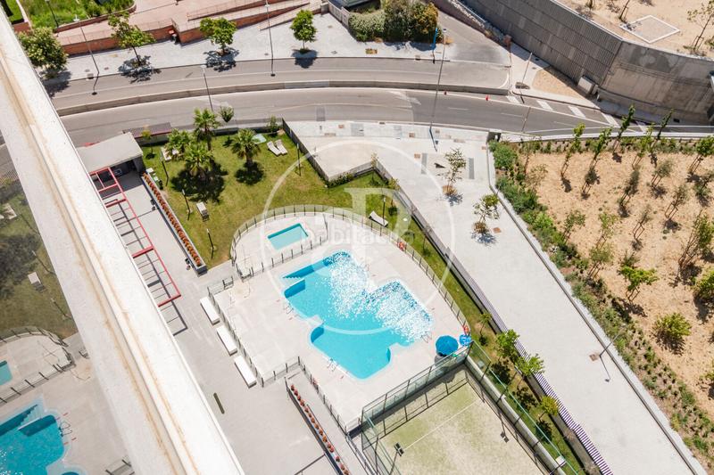 Foto 10163cb3-bf68-4932-87b6-142a887eca27. Affitto appartamento con riscaldamento parcheggio piscina in Madrid