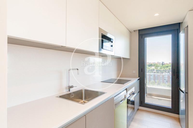 Foto c1519083-05fc-48ef-bf3e-030bfb82623a. Lloguer pis amb calefacció aparcament piscina a Imperial Madrid