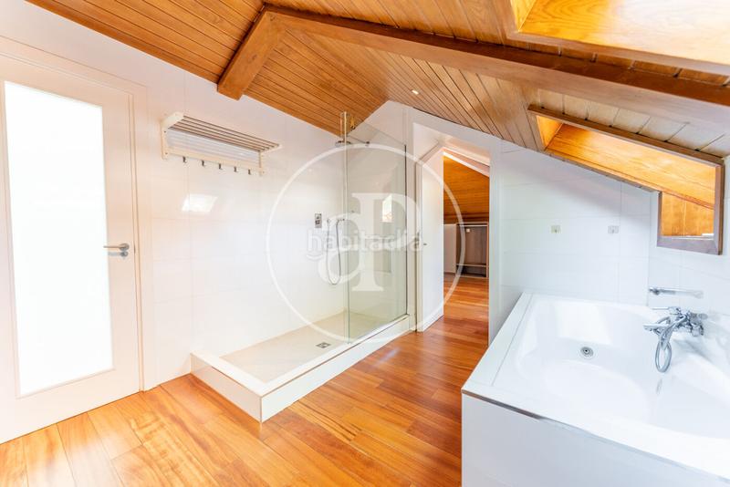 Foto 5bb5b761-68d5-4035-8e60-da6c91ff184d. Affitto casa a schiera con riscaldamento parcheggio in Madrid