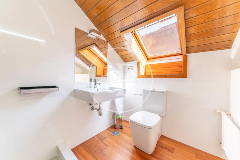 Foto fd2dfd5d-93b8-4404-a1a0-b7d4c3c3366b. Alquiler casa adosada chalet independiente en alquiler en Nueva España sin amueblar. en Madrid