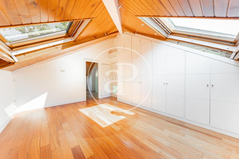 Foto 1ba87230-1458-4a82-8c07-3b7fab740aca. Rent semi detached house with heating parking in Nueva España Madrid