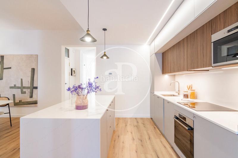 Foto 78559e15-8109-4577-a2d8-ac6a24e45b97. Piso  en venta en Sol en Sol Madrid