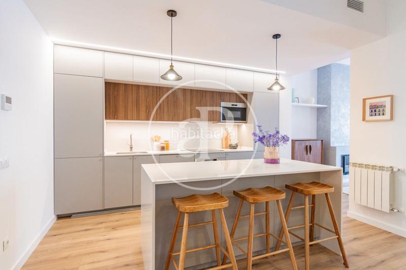 Foto d8be318e-a73b-4c35-bc0e-85569efe5925. Piso  en venta en Sol en Sol Madrid